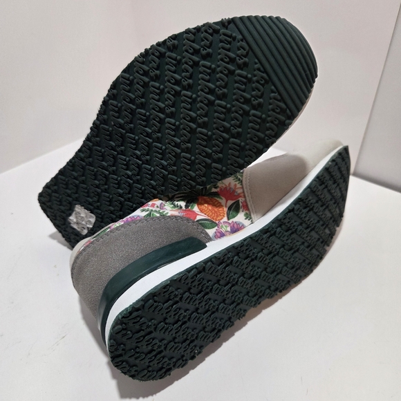 Inkkas Abacaxi Floral Sneakers - Picture 4 of 7